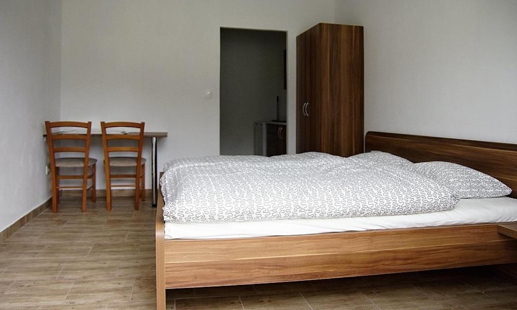 Apartmany Pod Landstejnem Stare Mesto  部屋 写真